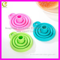 Food grade hot convient kitchen tools colorfull customized collapsible funnel silicone dropping funnel